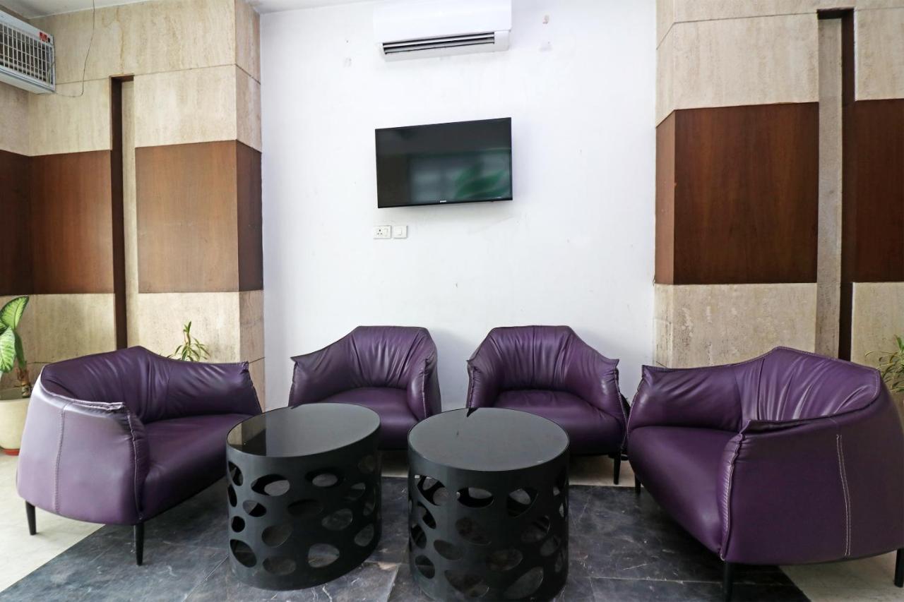 愉悦套房酒店 Bhiwadi 外观 照片